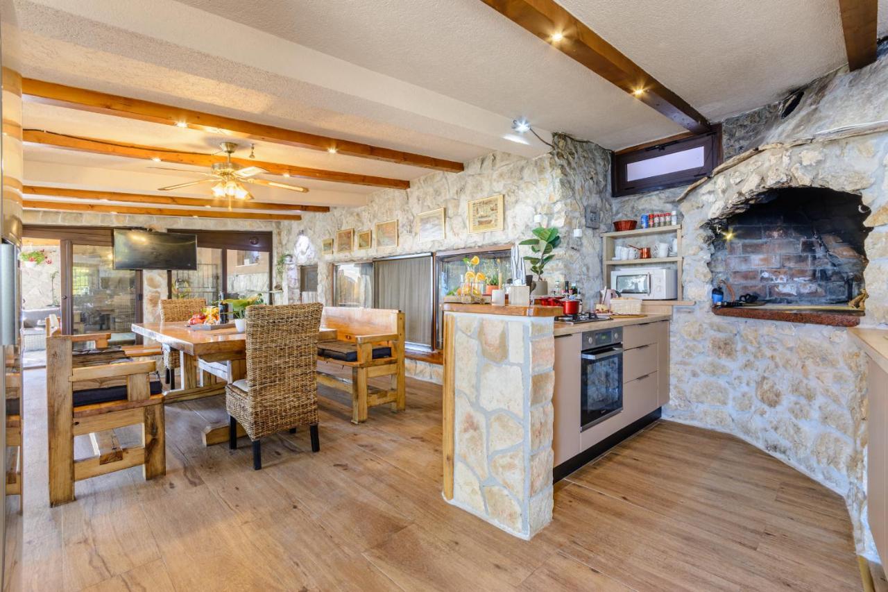 Villa Secluded Paradise Omiš Dış mekan fotoğraf