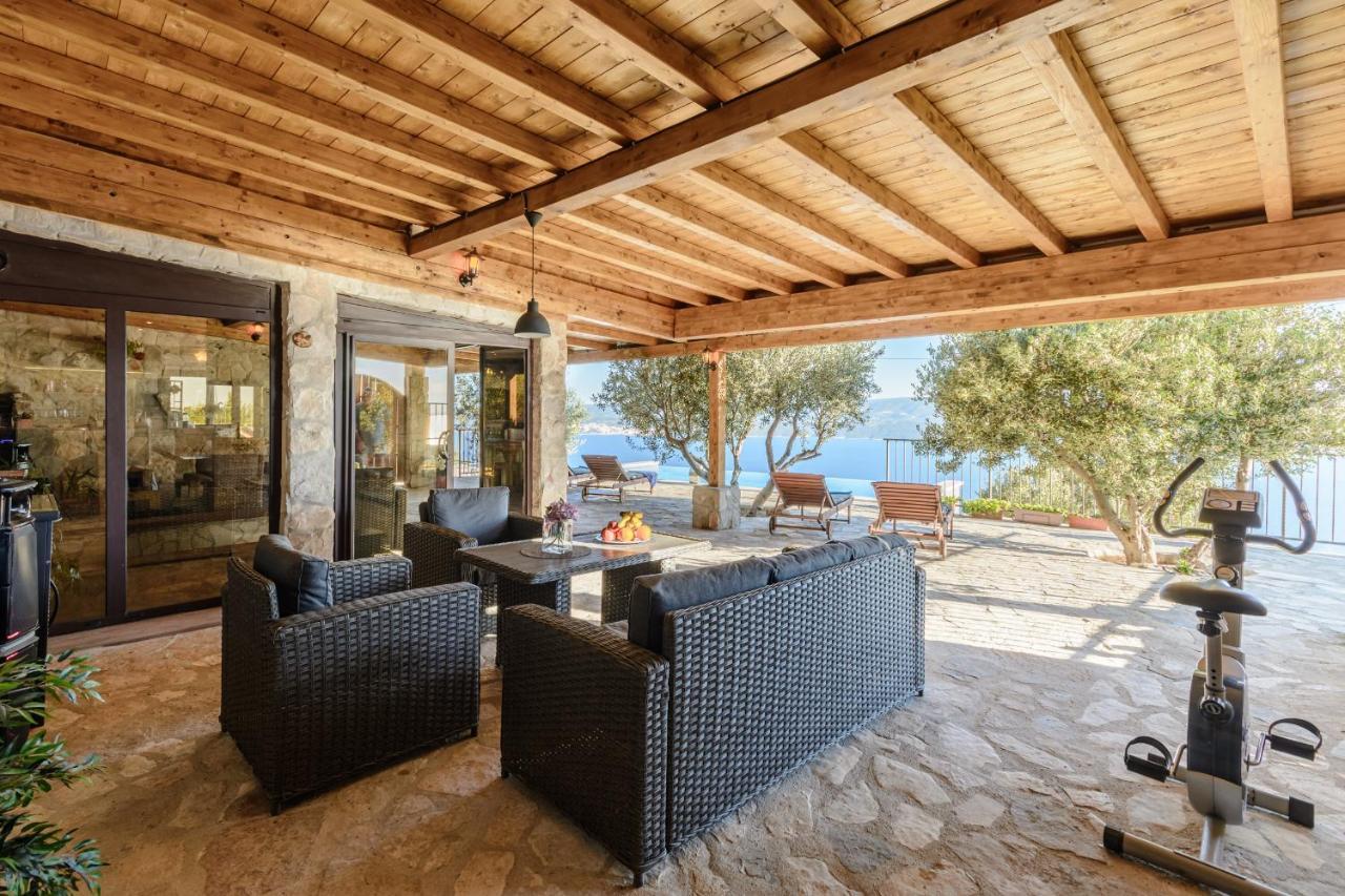 Villa Secluded Paradise Omiš Dış mekan fotoğraf